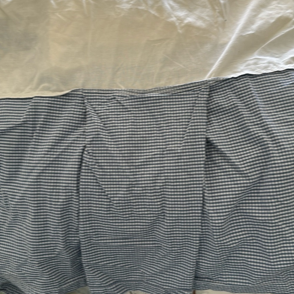 Pottery Barn Blue and white Gingham Bedskirt